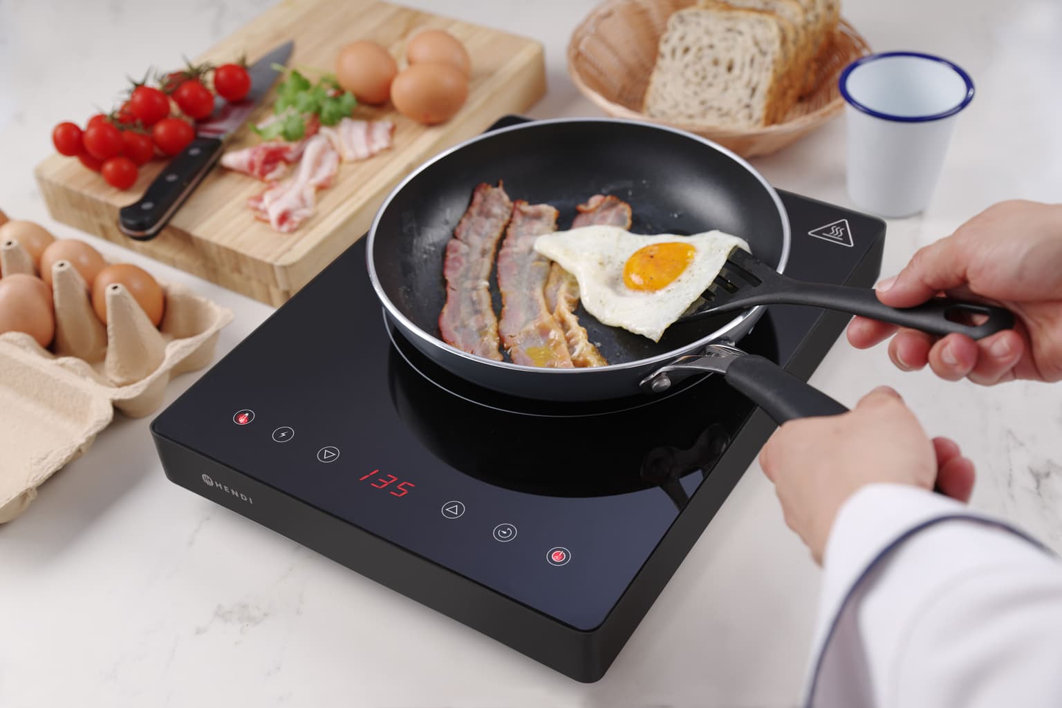 2000 W Kitchen Line Induction Hob - Hendi — miniature 3